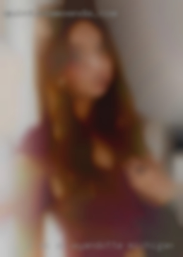 I am an open minded Wyandotte, Michigan single female.